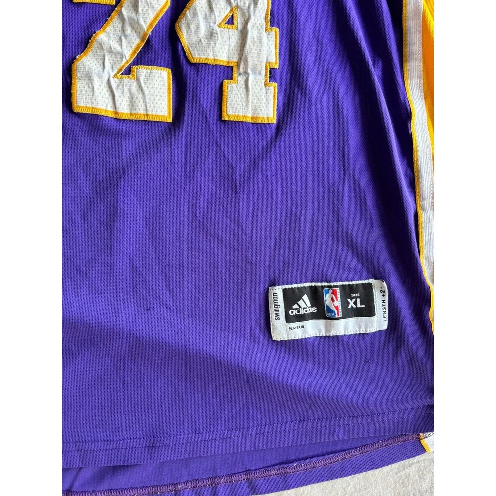 Adidas Kobe Bryant Los‎ Angeles Lakers Jersey Purple 24 Swingman Mens XL NBA